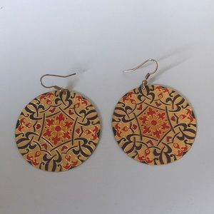 Gold/blue/red circle earrings